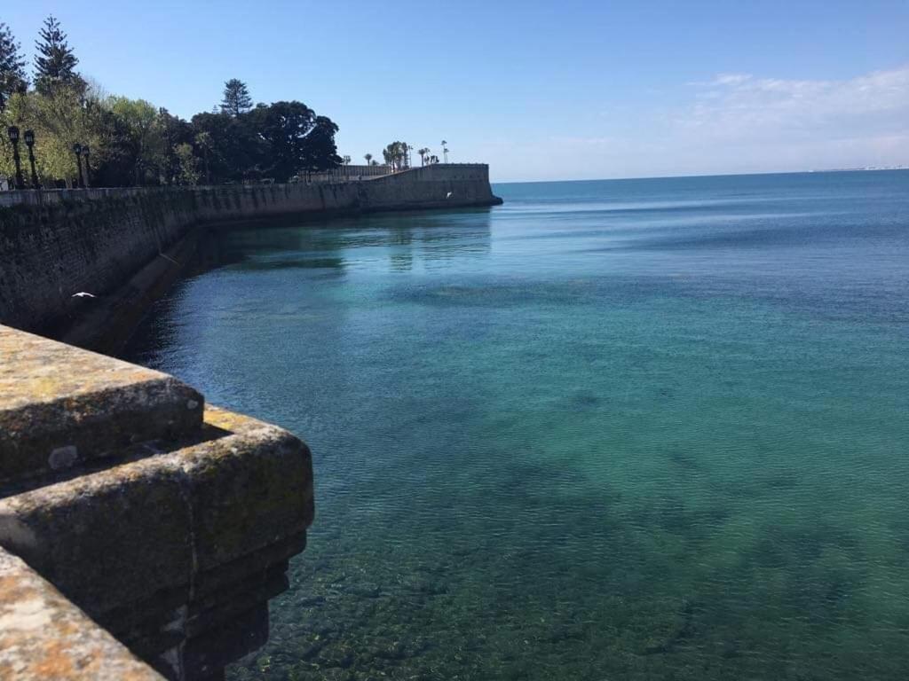 Appartamento Precioso Dúplex en el corazón de Cádiz Esterno foto